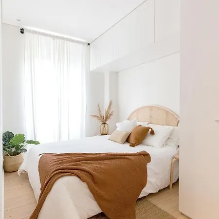 Casa Boma - Modern & Luminous With Balcony - Alcantara I