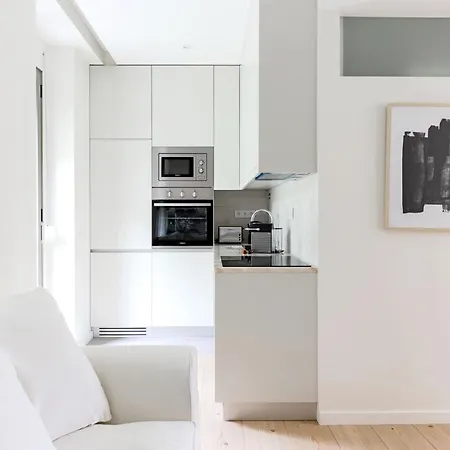 Casa Boma - Modern & Luminous With Balcony - Alcantara I * ליסבון