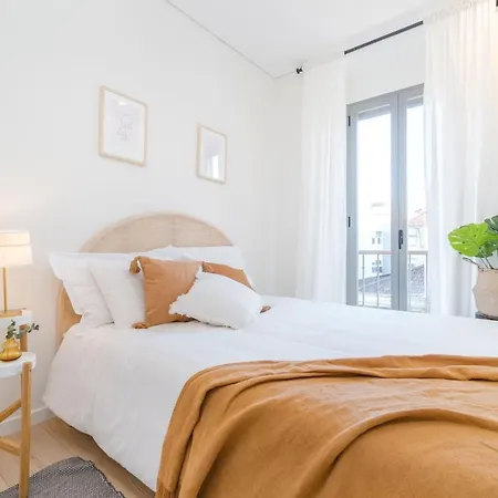 Апартаменты Casa Boma - Modern & Luminous With Balcony - Alcantara I Лиссабон